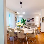 Prestige Centro By Icon7 Luxury Lägenhet *