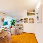 Lägenhet Prestige Centro By Icon7 Luxury Como