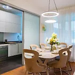 Prestige Centro By Icon7 Luxury Como