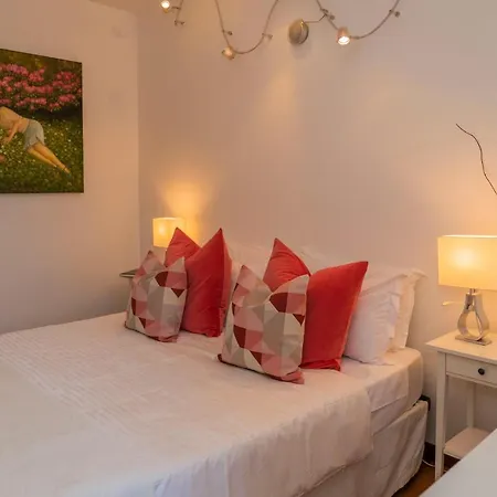 Trilocale Centro, Esclusivo 100 Mq Con 3 Balconi