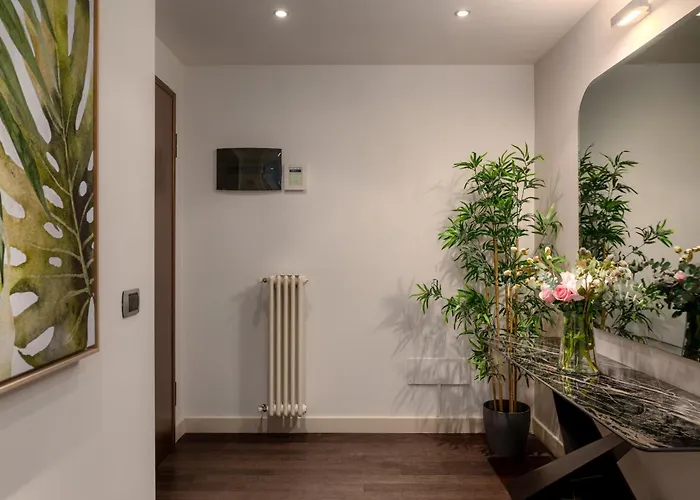 Como Prestige Centro Apartment By Icon7 Luxury * Como
